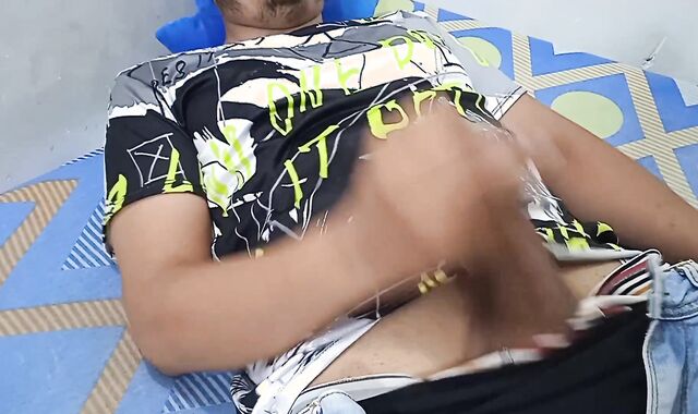 I fap while being filmed for fun