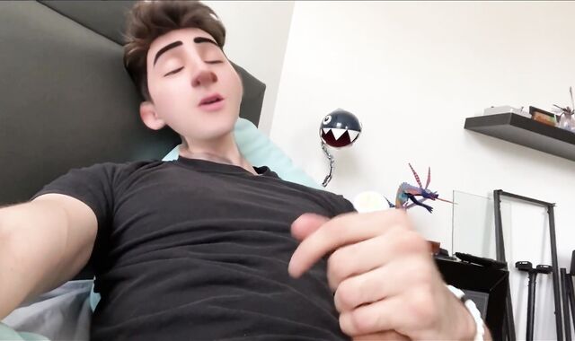 Uber-Lovely Anime Toon Dude Boy Strokes his Pink Cigar and Shoots A Flow on his Face