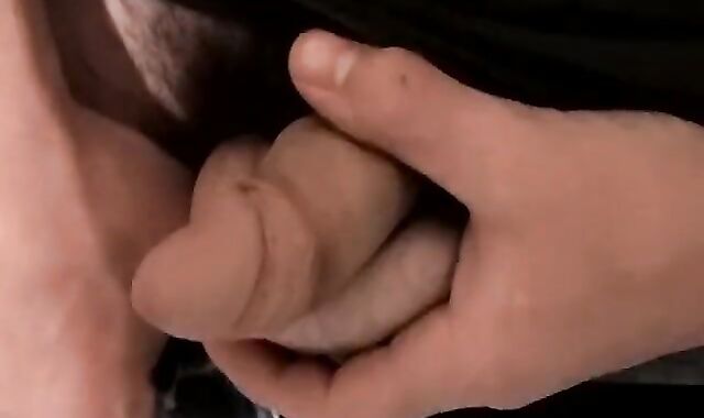 Abnormal unexperienced Bam pees while fapping and nutting solo