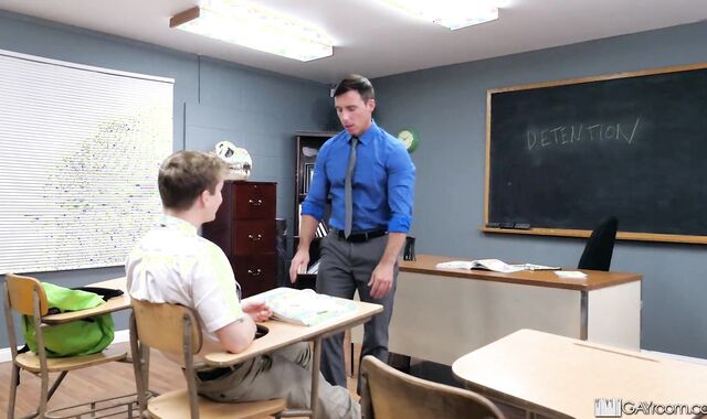 ManRoyale Cum Guzzling Otter Fap Bailey Enjoys It Raunchy