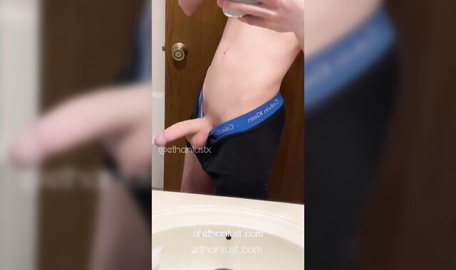 Strung Up twunk masturbates off