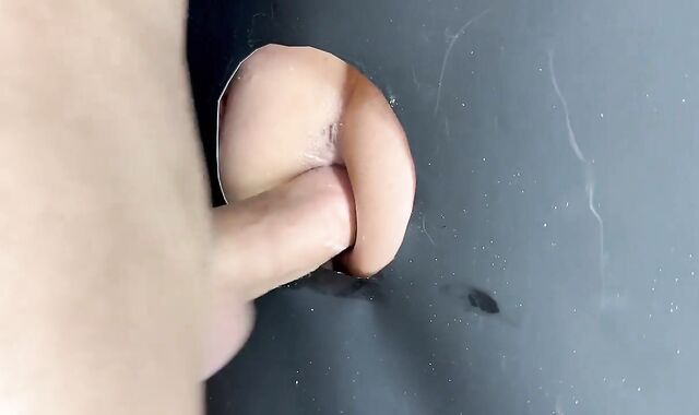 Gloryhole inner climax