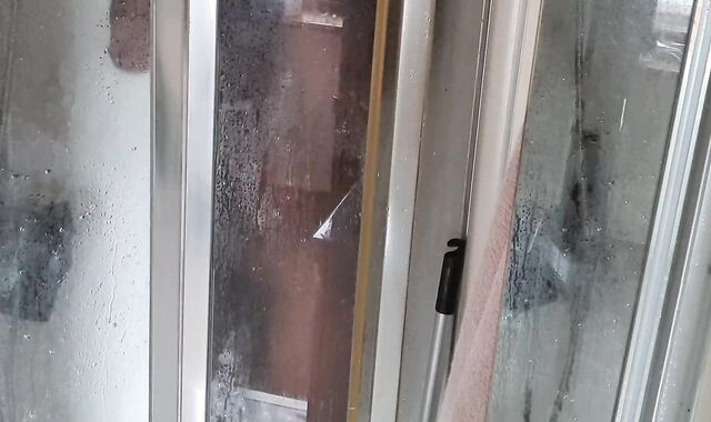 Douche time at the Manor