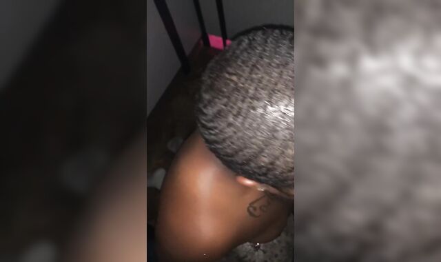 Met this dude at a de-bathrobe pub and he took me to this gloryhole for head