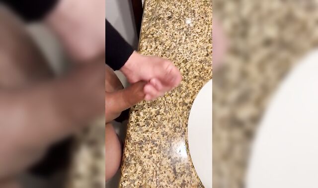 Massive Currency-Shot