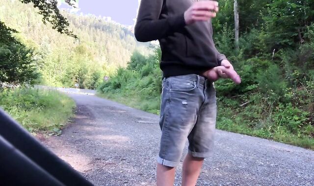 public tugging