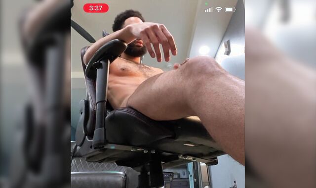 Cumshow Episode trio