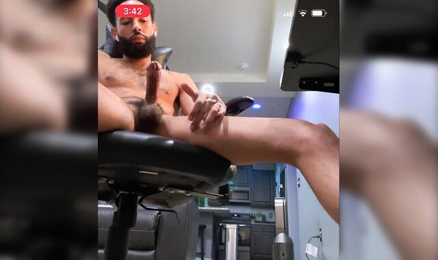 Cumshow Episode trio