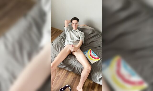 Schoolboy plays with his ginormous dinky (ONLYFANS)