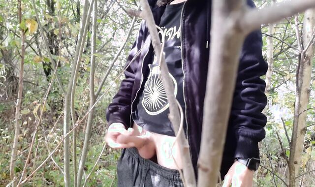 Scally lad authoritative salivates, pees and faps off his fat stiffy in sportswear in public