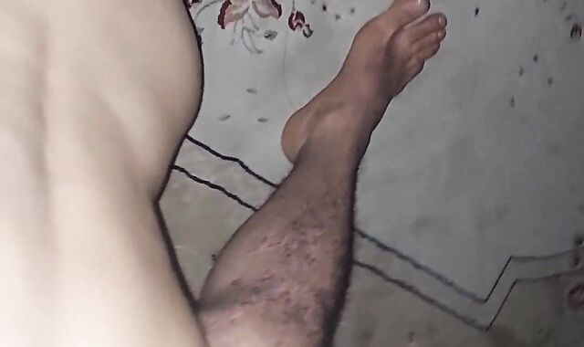 Fun size guy enjoys riding monster spunk-pump