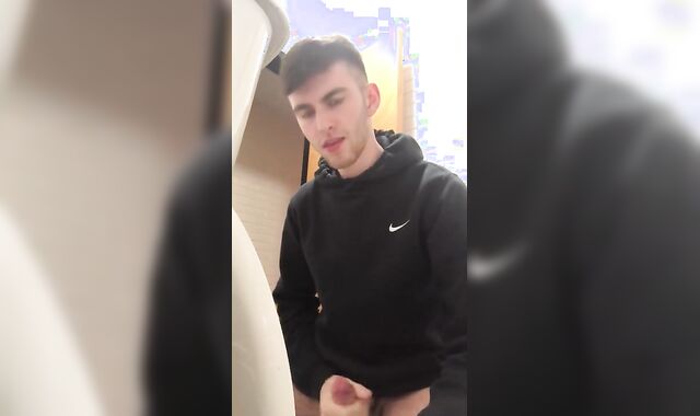 Ultra-Kinky School Nymph Strokes Off and Displays Ass in Toilets