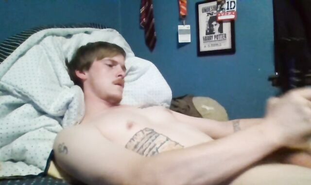 Ultimately got my new fleshlight for my good-sized fellow-meat!! Came multiple times, monstrous climax on web web cam