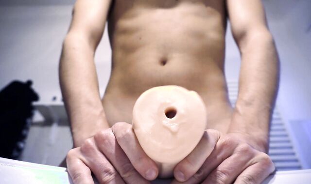 Scopo il mio hump plaything e ci sborro dentro