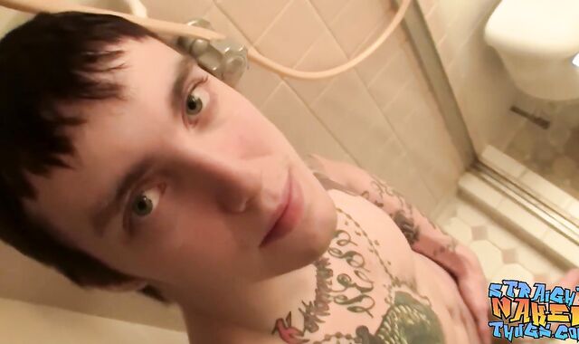 Inked hetero thug Blinx jacks dick and shoots a flow solo