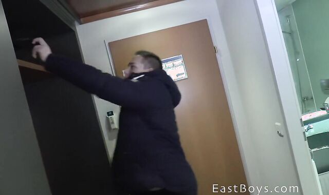 Palm Job in Night Prague - Mickey Rush