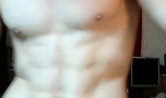 Wild jock Zack Randall deep-faceholes his own stiffy and faps off