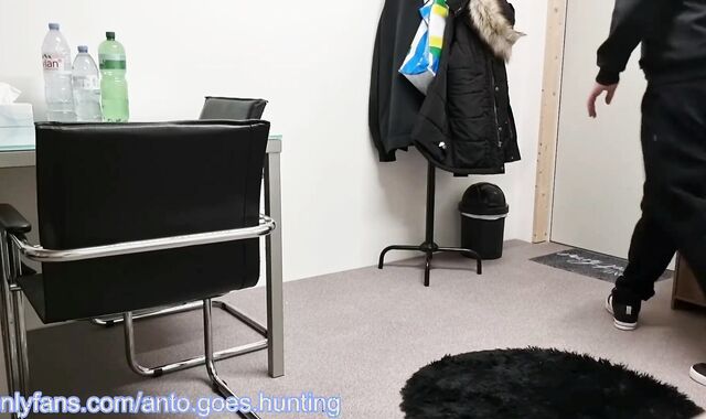 Fag-For-Pay Lonely Security Worker Lured