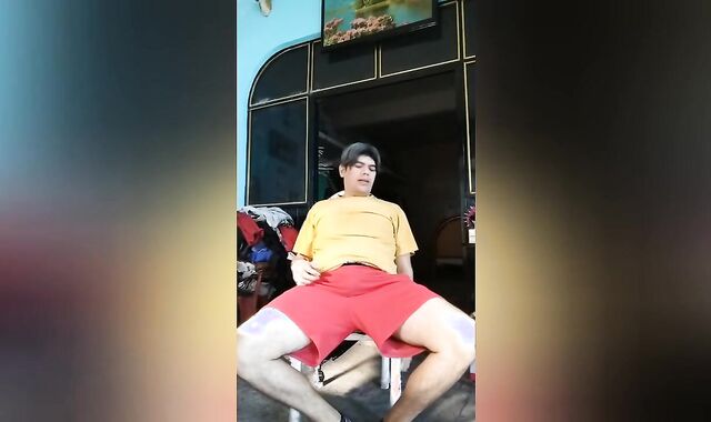 MI VERGA EN CUT-OFFS ROJOS