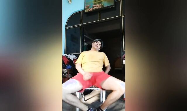 MI VERGA EN CUT-OFFS ROJOS