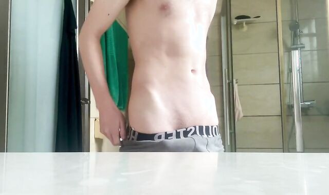 JIZM-SHOT! See me have joy with my large pipe and jism at you