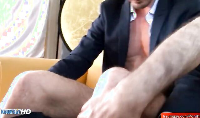 str8 daddy lost his job because covid19, he made porno to get currency : Alex