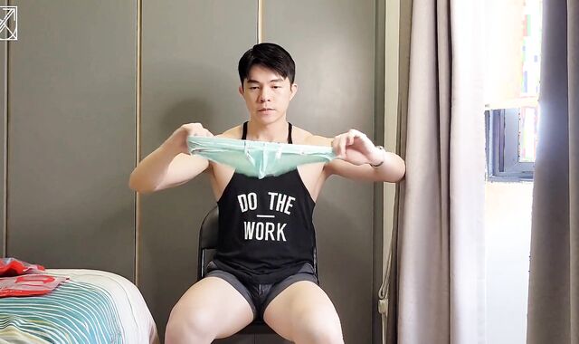 Petit Q uber-magnificent underwear jockstraps thong Try-on Haul | JYAU