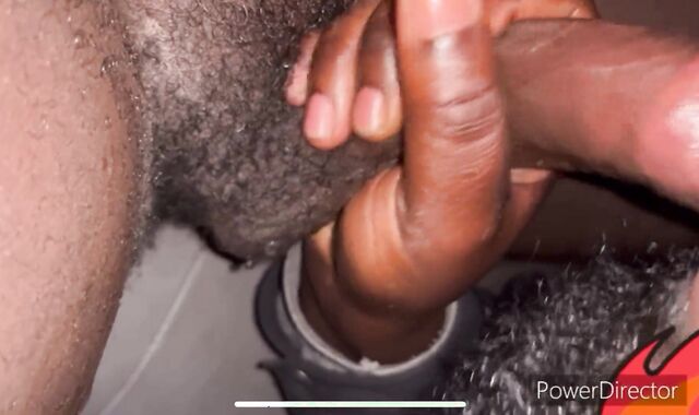 I love blowing his cock and feel him spunking in my mouth