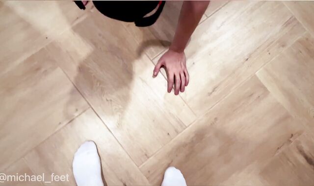 Puppy Have Joy Gimp - meets the sir from the doorstep