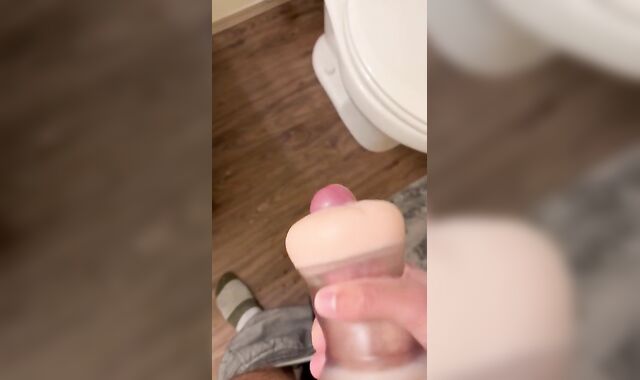 I pound a fuckbox toy