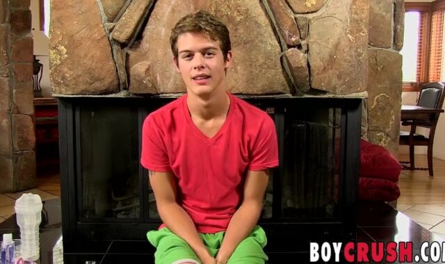 Smoking warm twink frolicking with his rock-rock rock hard fuckpole and saucy bum