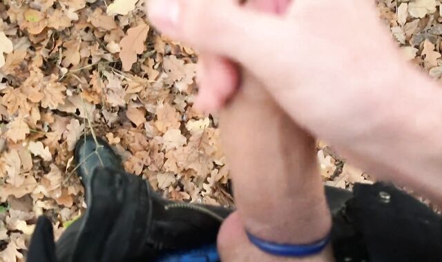 Teenager Use Wood Ring for The FIRST-EVER-EVER TIME, HARD ORGASM ! OUTDOORS ! / BRILLIANT DUDE-MEAT /