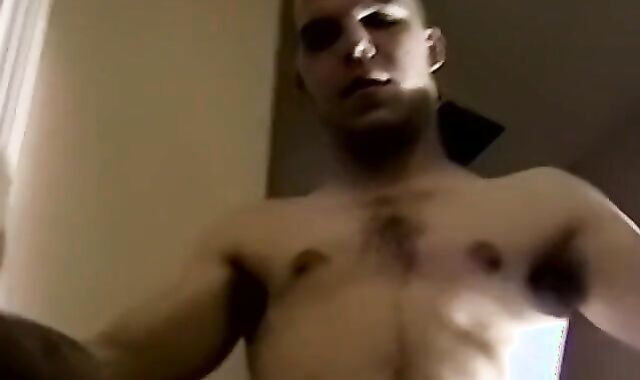 Inexperienced dude with tats and muscles nicely pleases himself