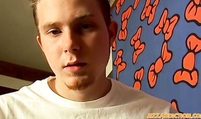 Tatted is tugging before shooting his humungous fountain