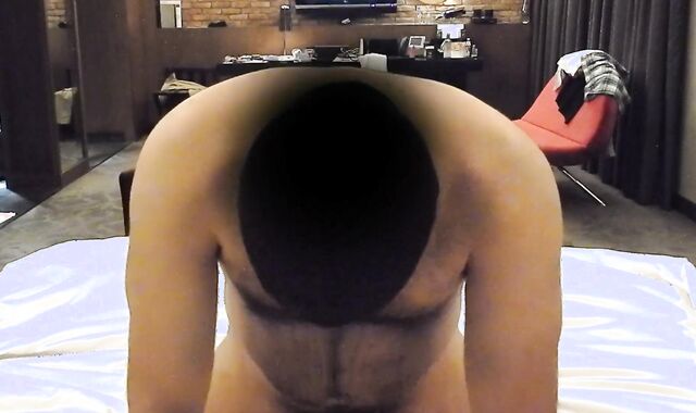 Boinking a Crimson-Red-Hot Muscled Bottom