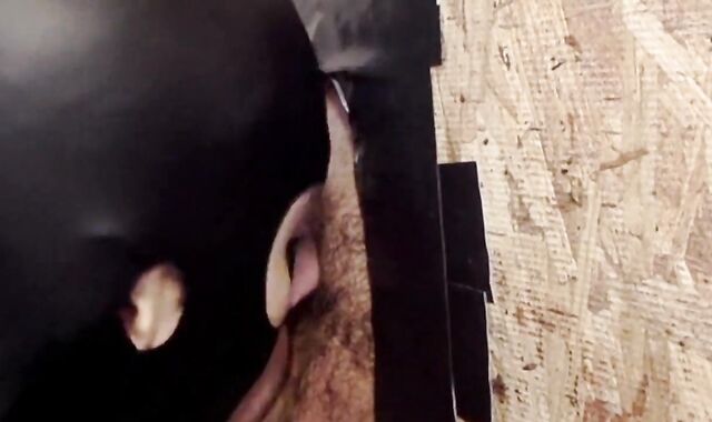 Mexican Standard Bring his Xxl Jizm-Shotgun to Glory Fuckhole