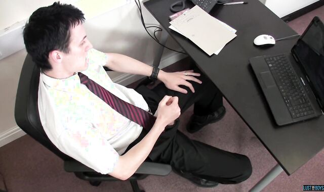 Insane first-timer Evan Zero pops while draining solo