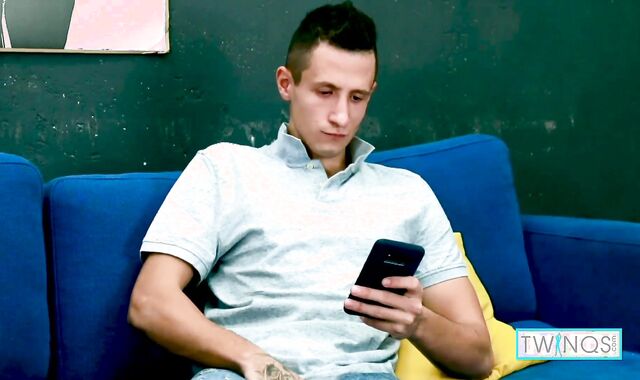 Dangled Twunk Thomas Gropes His Jizz-Shotgun-Squashing Chocolate-Colored Arsehole While Tugging Off!