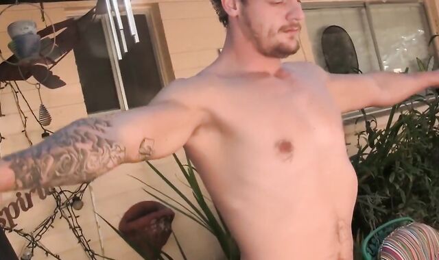 Super-Jaw-Dropping muscly first-timer Jimmy Longdong milks solo