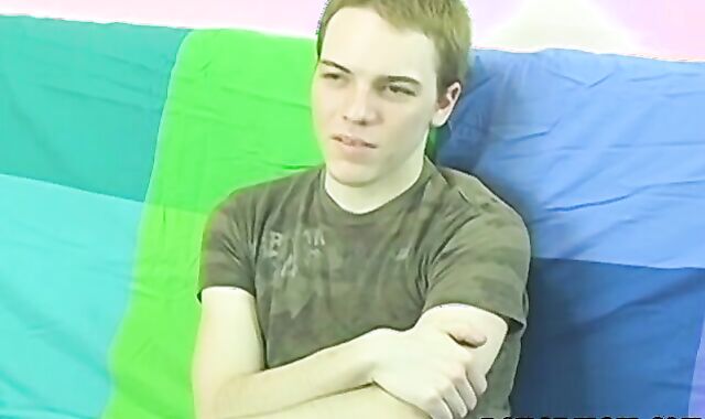 Tiny' twink Matt Phoenix strokes solo after dialogue