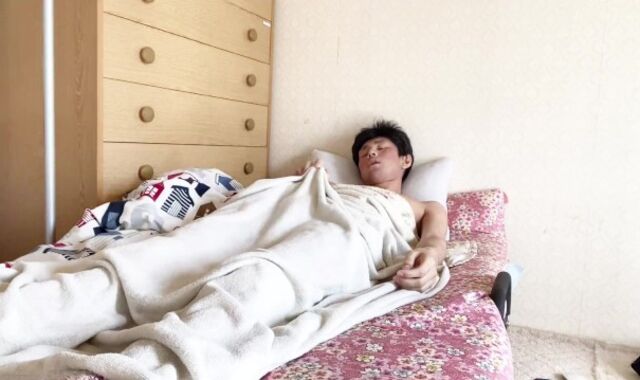 A mischievous morning episode of a pervy Asian first-ever-timer male.