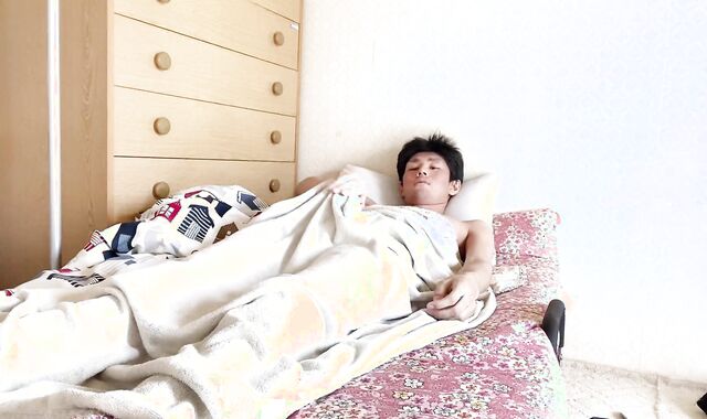 A mischievous morning episode of a pervy Asian first-ever-timer male.