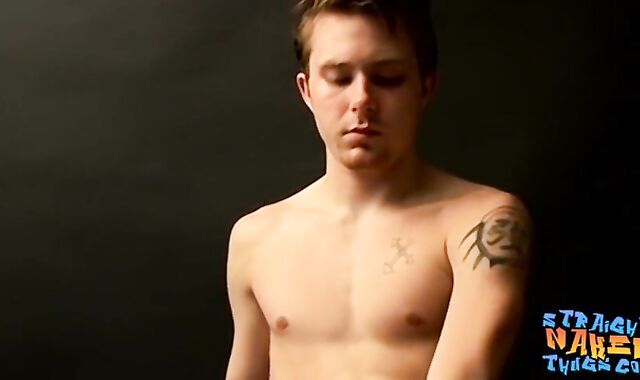 Homo-For-Pay twink milking off and jizz shot