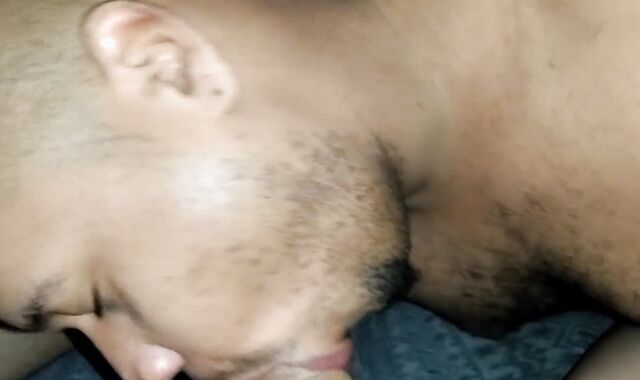 trio CON DOS MACHOS ACTIVOS MUY VERGONES (ME ROMPEN EL BACKSIDE)