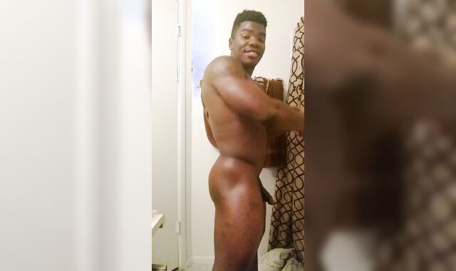 Jaw-Dropping Bobdybuilder tease