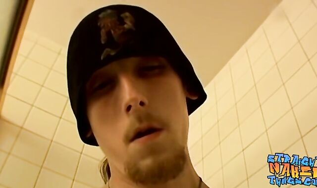 Skinny Shamus wanking hetero pink cigar in bath solo