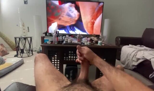 Witnessing porno and jerking with a blunt and . No edits.