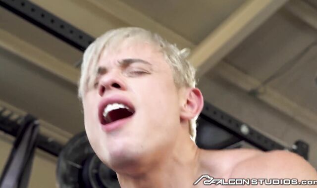 FalconStudios - Muscled Gym Educator Dominates His Jock Trainee With His Dude Spear