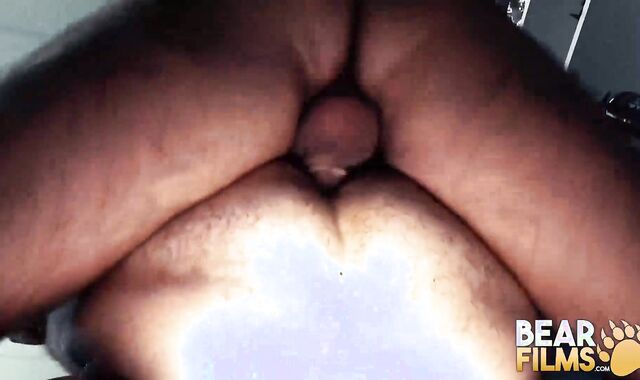 BEARFILMS Yam-Sized Grizzly Boy English Rump-Pulverize Tears Up Younger Jake Thorn