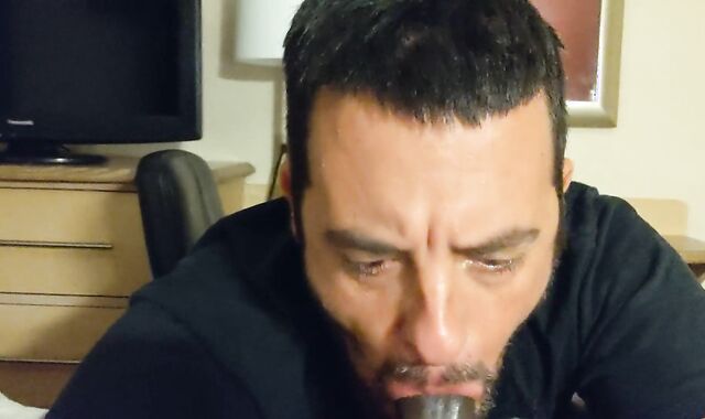 Sleazy Queer Idolizing That Louisville Slugger Black Lollipop Like A Chief